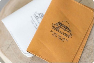 Coperta personalizata pasaport